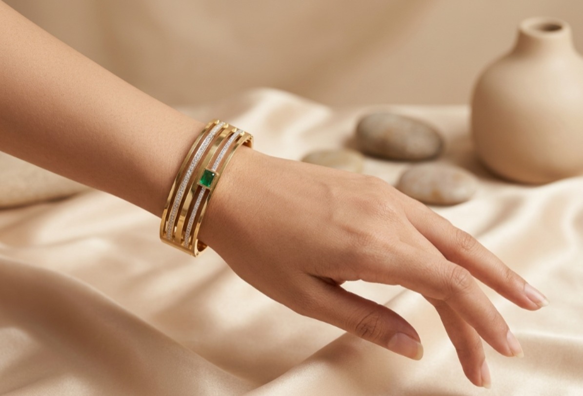 Royal Emerald Bracelet - Image 2