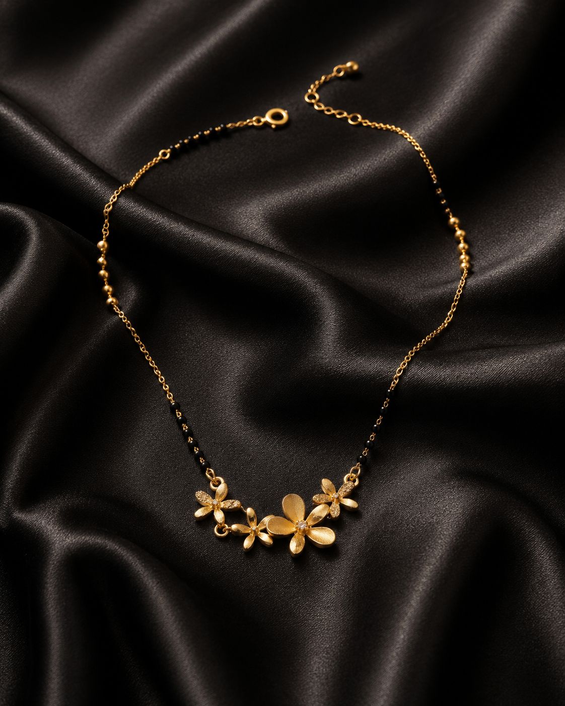 Flora Noir Mangalsutra