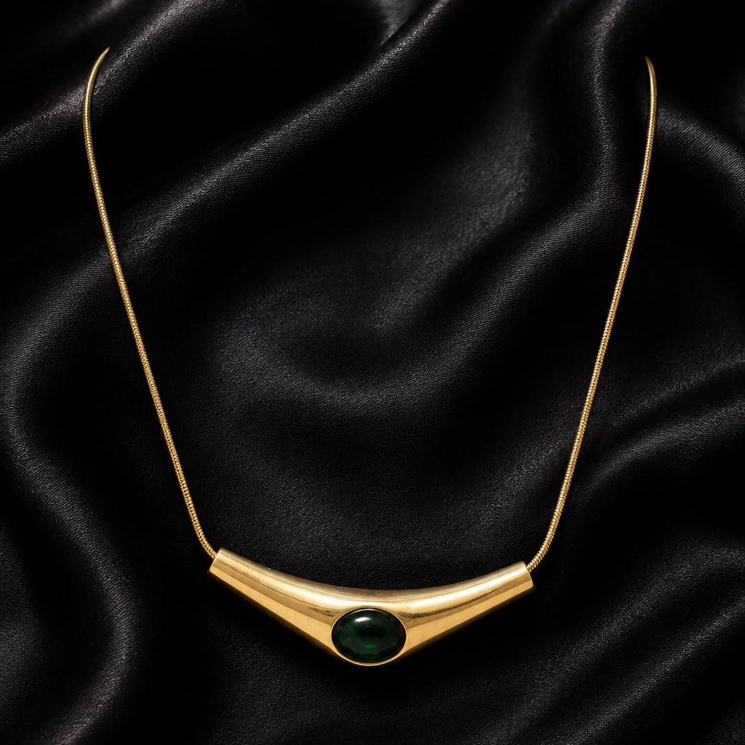 Emerald Curve Pendant Necklace